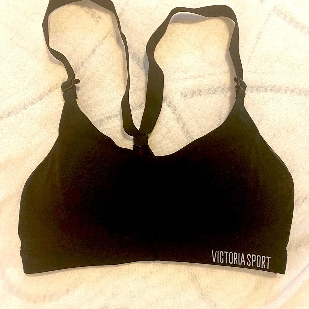 Black Victoria’s Secret sports bra
